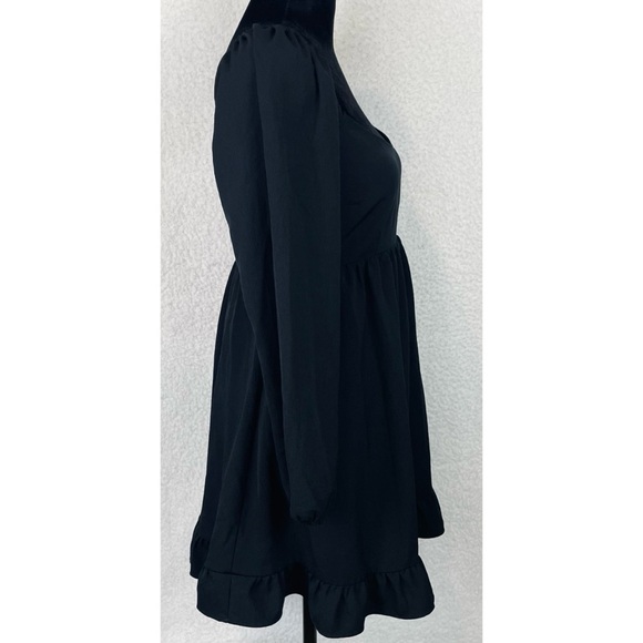 ABERCROMBIE & FITCH • Black Ruffle-Trim Long Sleeve Babydoll Mini Dress - Picture 10 of 16